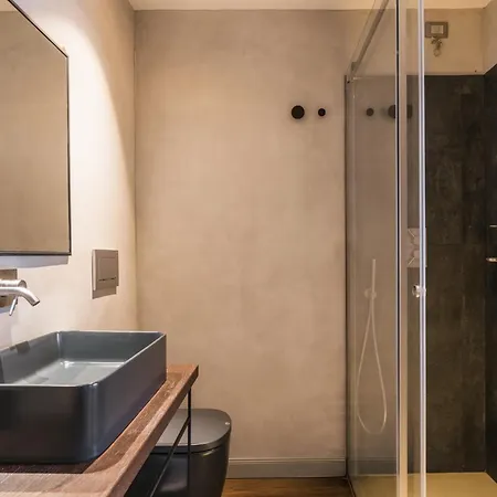 The Place לינה וארוחת בוקר רומא