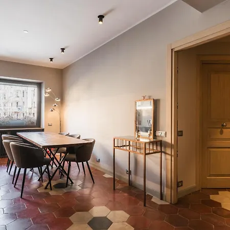 לינה וארוחת בוקר The Place