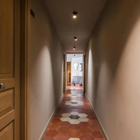 The Place לינה וארוחת בוקר 3*