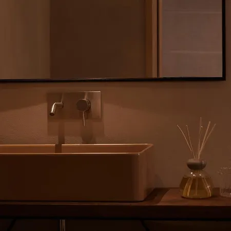 The Place לינה וארוחת בוקר רומא