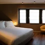 The Place Couette-café 3*